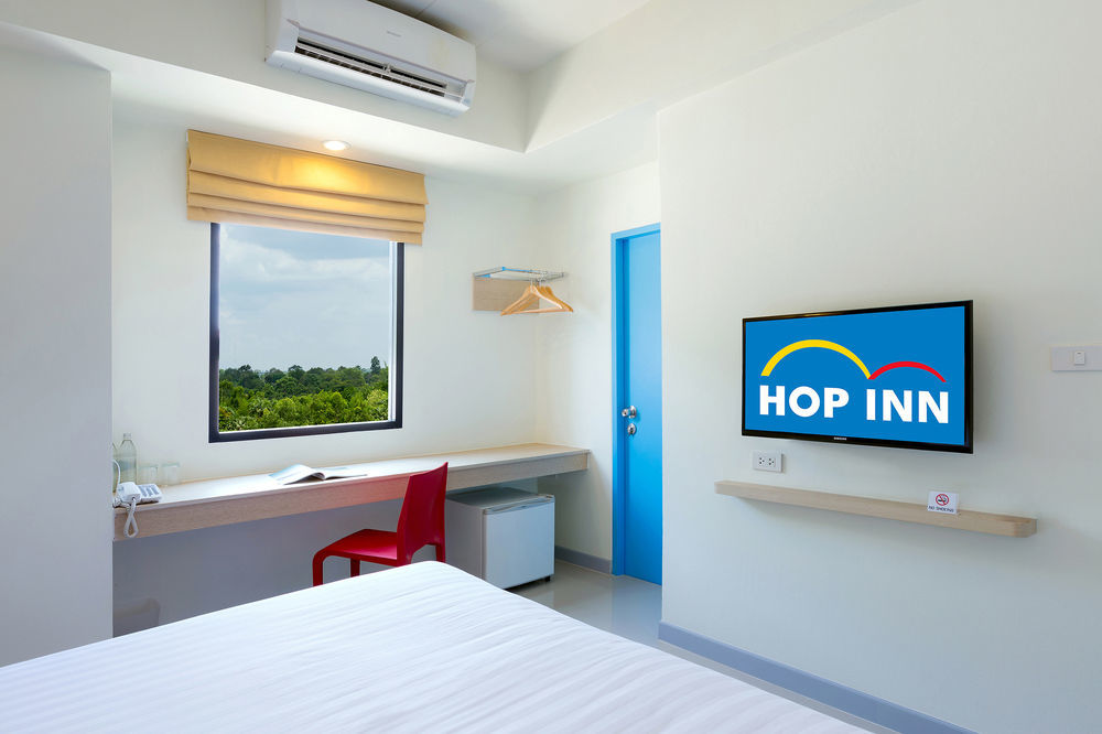 Hop Inn Chiang Mai Exterior photo